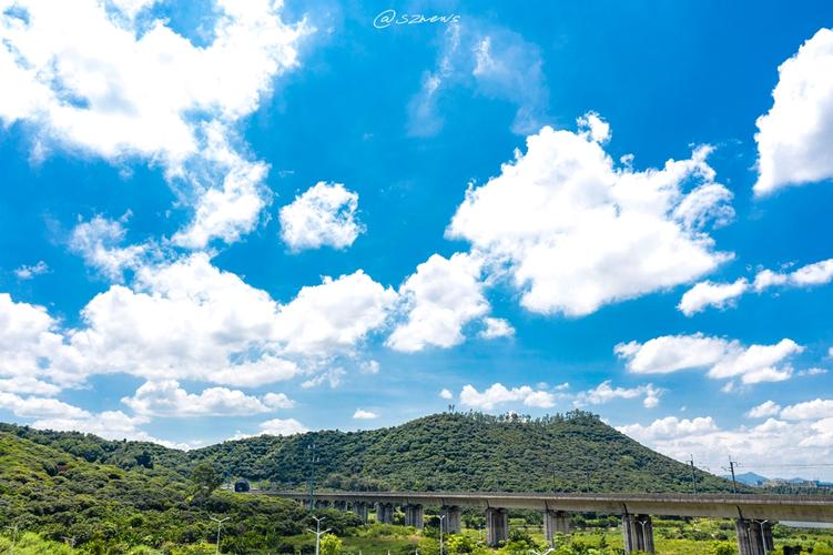 天光云影共徘徊,720&deg;领略全景宝安蓝